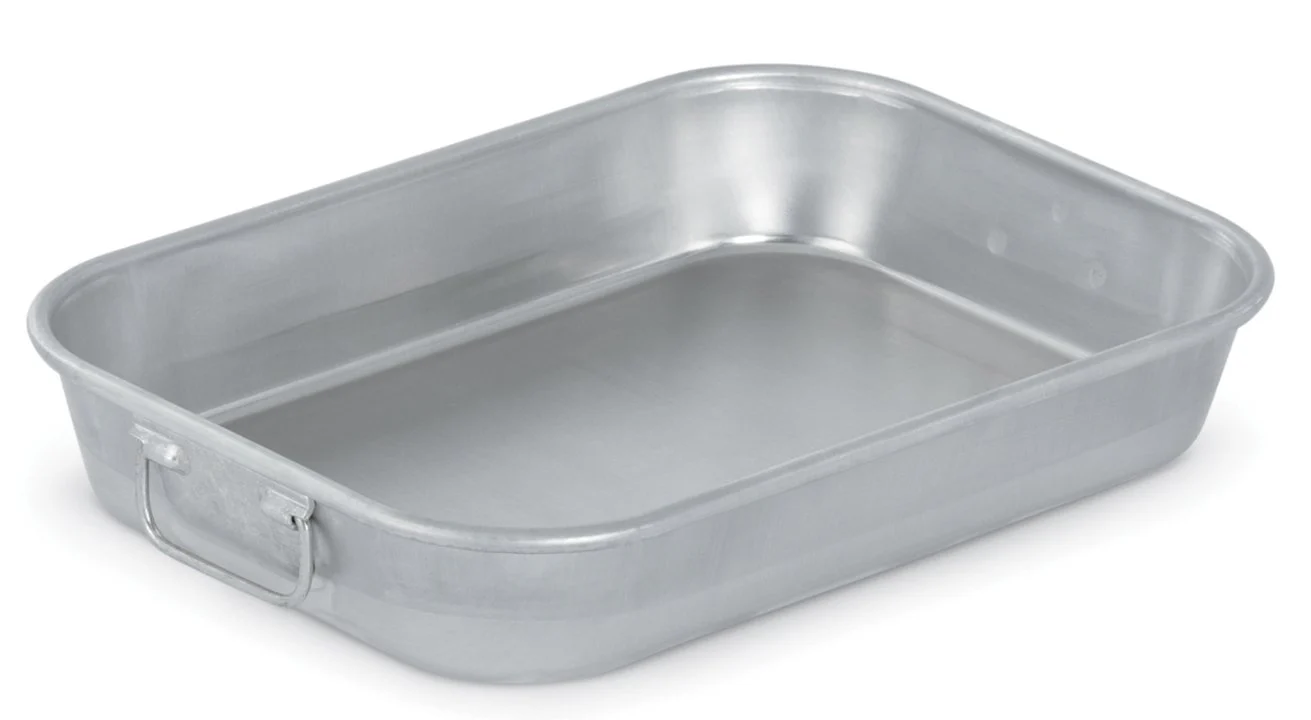Vollrath 4412 Wear-Ever Aluminum Baking and Roasting Pan with Handles (4.5 Qt. )- 13 1/4" x 9 3/4" x 2 1/4" - Image 5