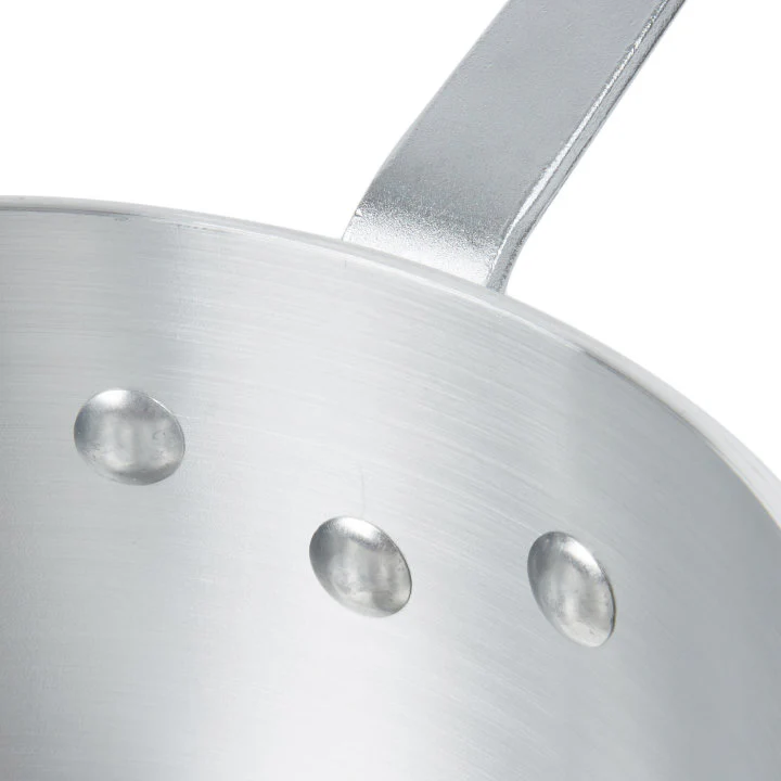 Vollrath 4108 Wear-Ever Classic Select Aluminum Sauce Pan- 4.5 Qt - Image 2