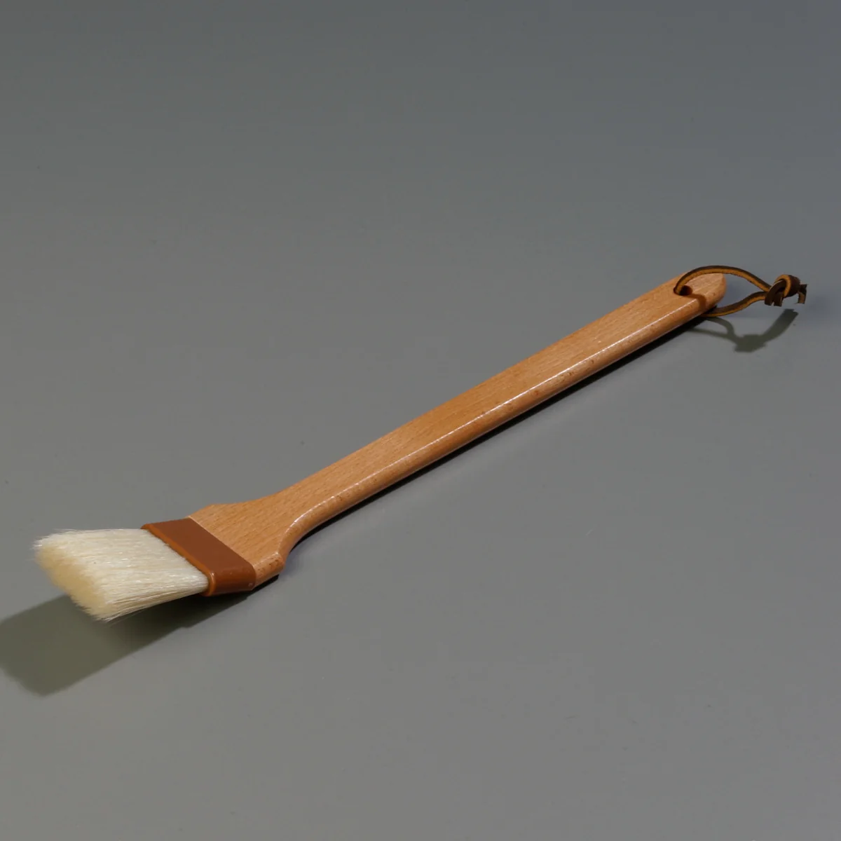 Carlisle 4037000 Sparta Chef Series 45° Angled Pastry / Basting Brush with 2"W Boar Bristles & 12" Wood Handle - Image 9