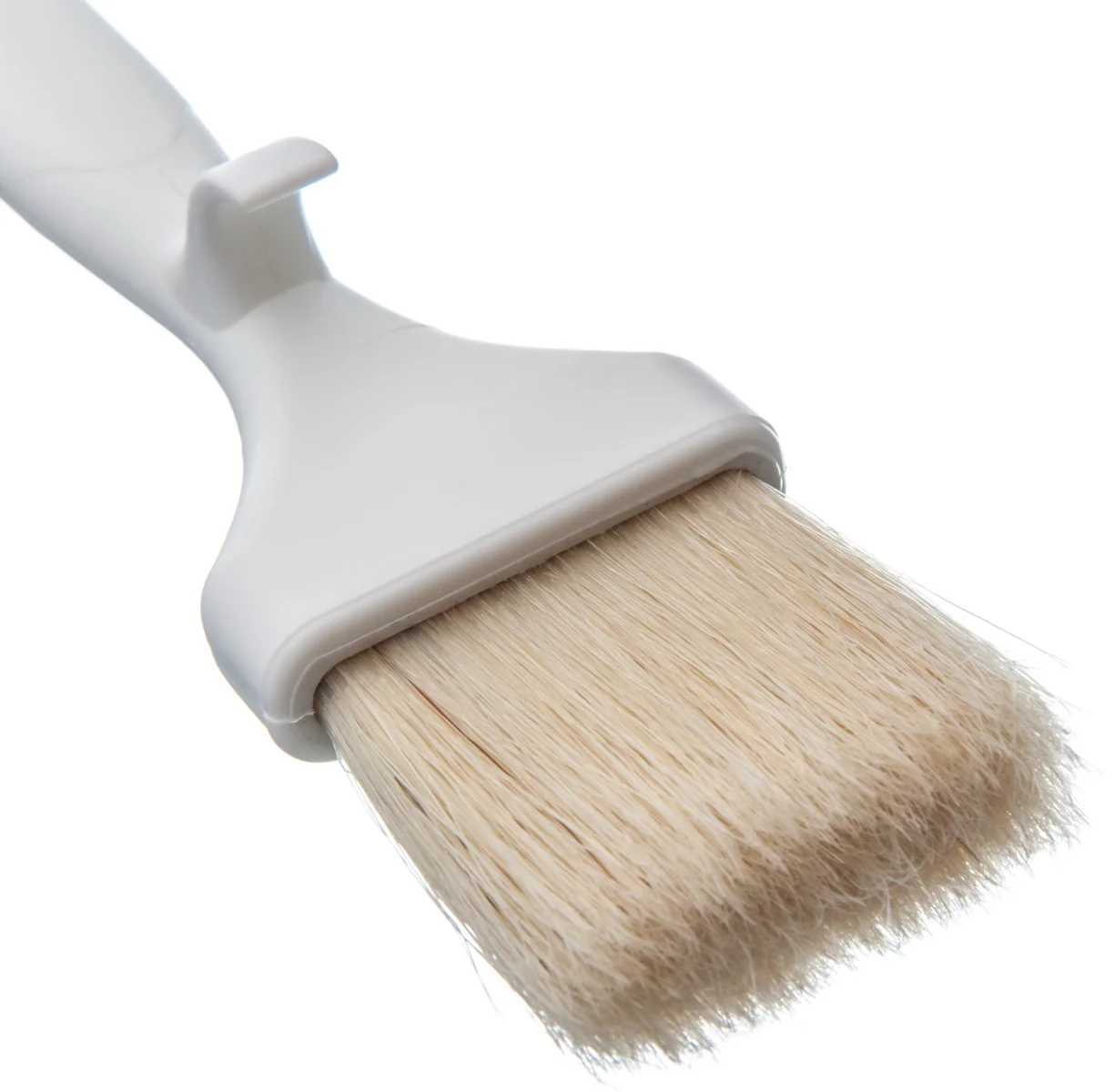 Carlisle 4037800 Sparta Meteor Flat Pastry / Basting Brush with 2"W Boar Bristles & Plastic Handle with Hook - White - Image 4