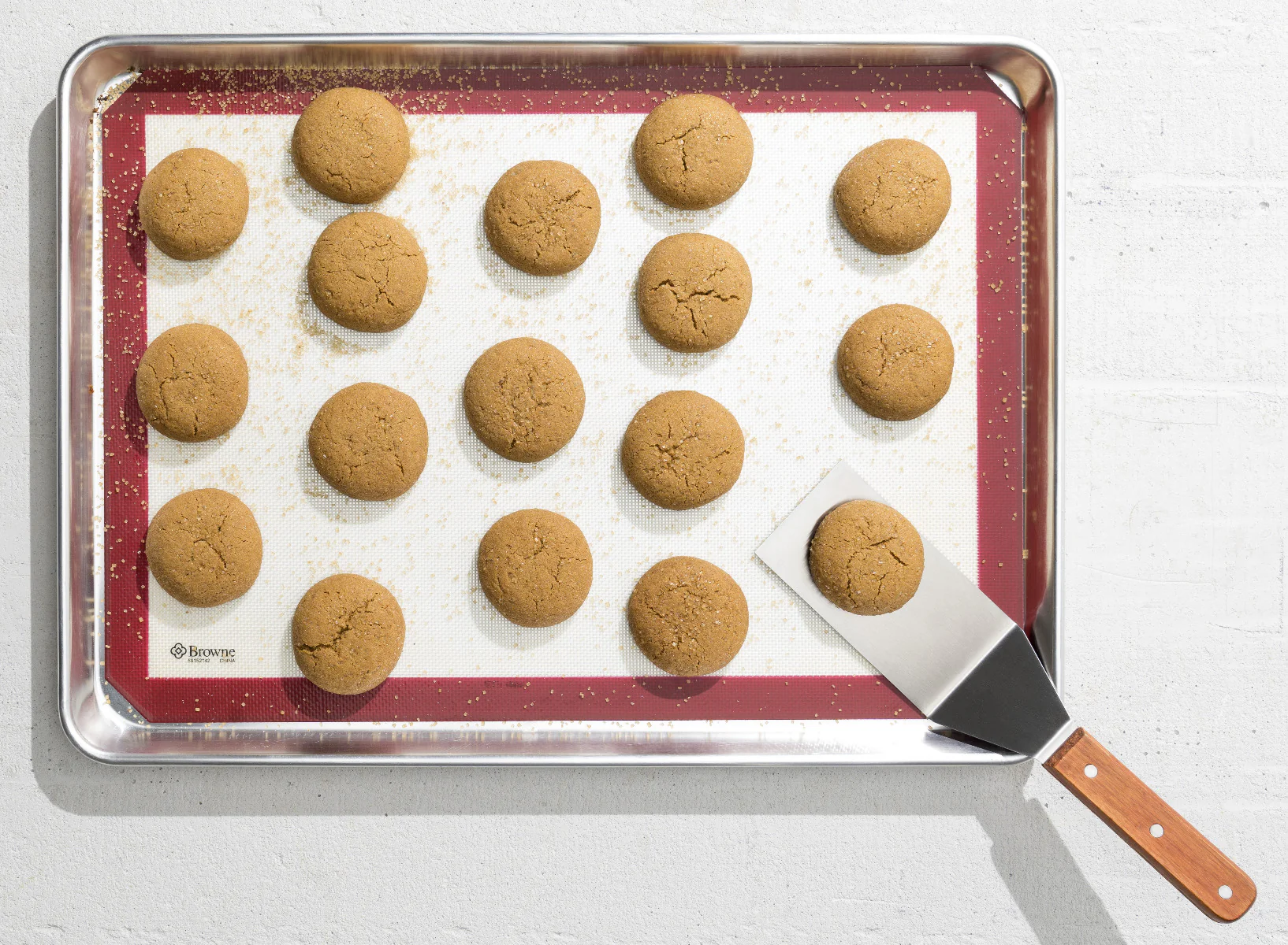 Browne 58182642 Full Size Rectangular Double-Sided Silicone Non-Stick Baking Mat 24-1/4" x 16-1/4" - Image 4