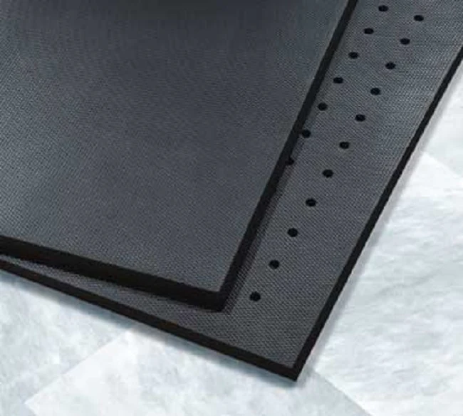 Cactus Mat 2200-35 VIP Black Cloud Anti-Fatigue Floor Mat with No Holes 3' x 5' x 3/4" - Black