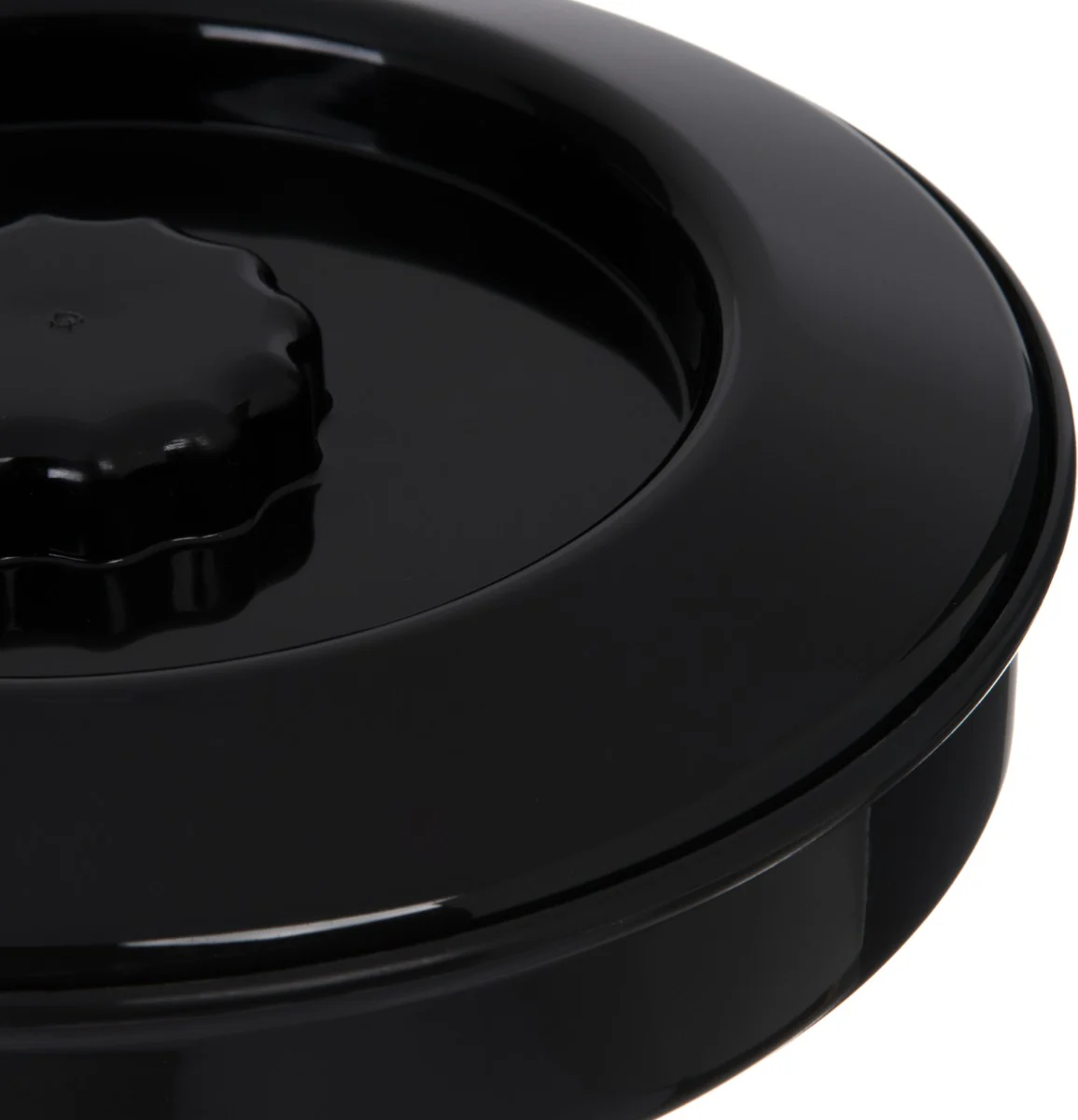 Carlisle 047503 Polycarbonate Stackable Interlocking Tortilla Server with Lid 7-1/2" - Black - Image 7