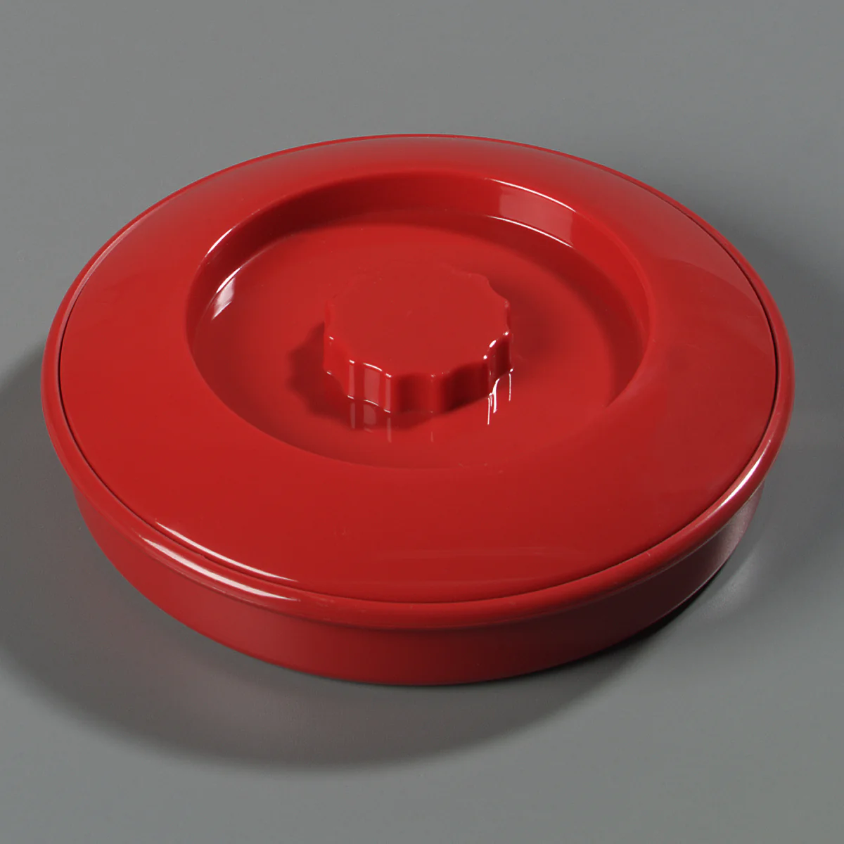 Carlisle 047505 Polycarbonate Stackable Interlocking Tortilla Server with Lid 7-1/2" - Red - Image 3