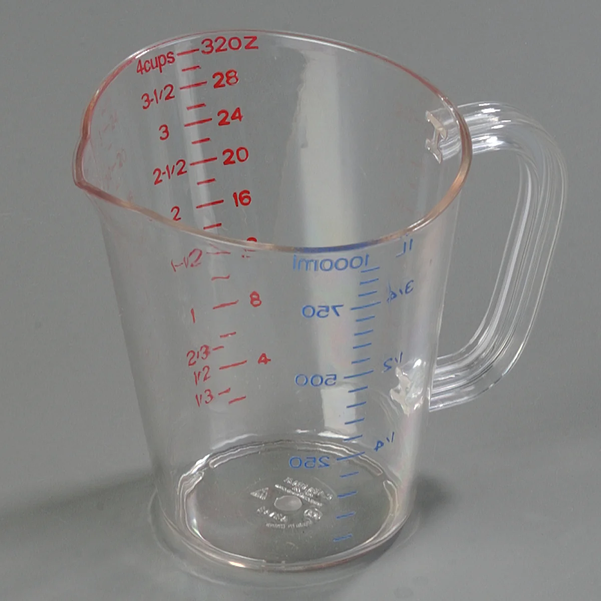 Carlisle 4314307 Carlisle Measuring Cup 32 oz, Clear Plastic