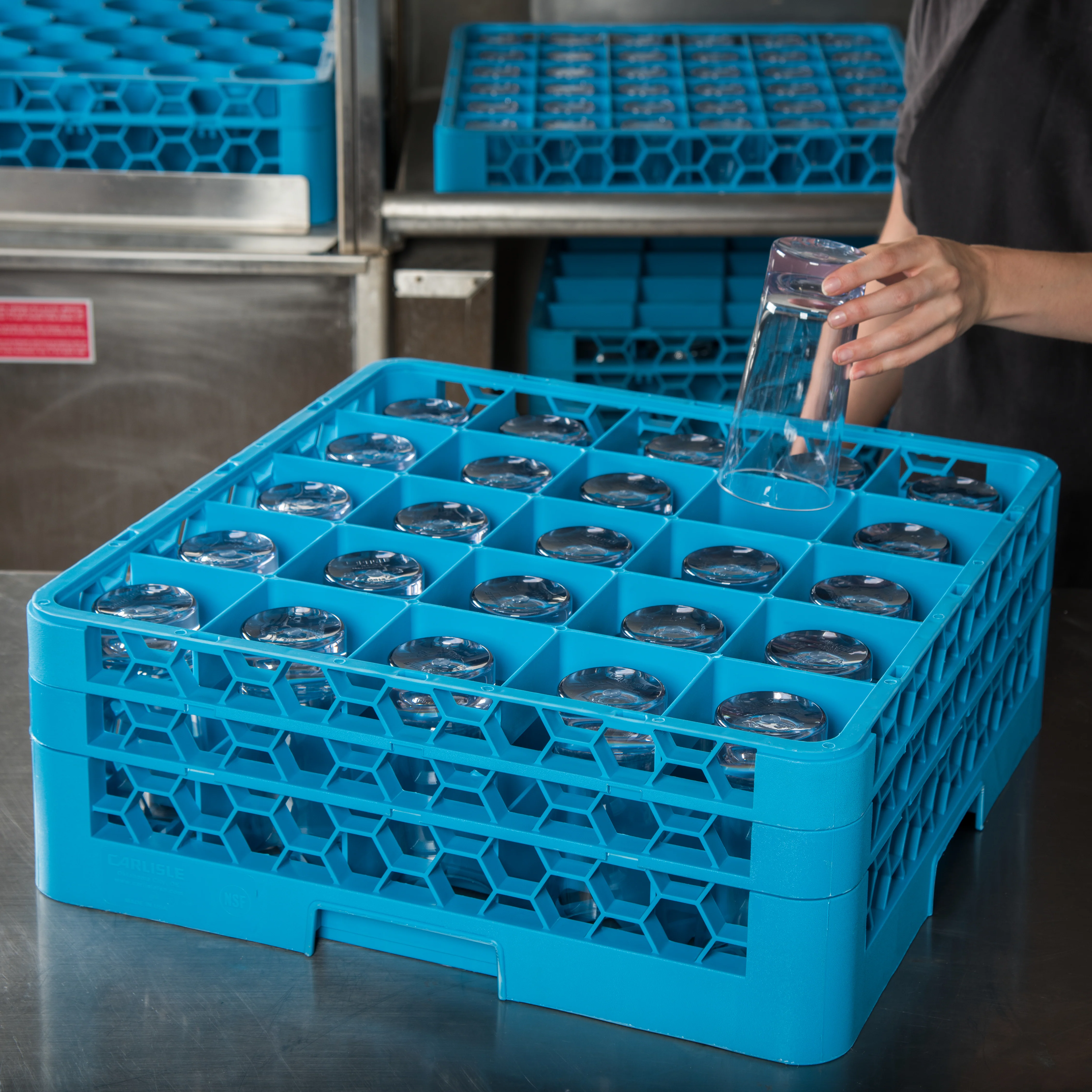 Carlisle RG25-214 OptiClean 25-Compartment Dishwasher Glass Rack with (2) Extenders - Blue - Image 5