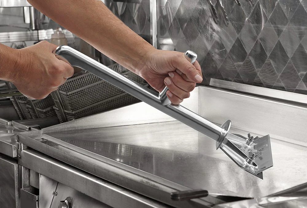 Chef Master 90002 Premium Griddle Scraper with Splash Guard 5-1/2" - Image 4