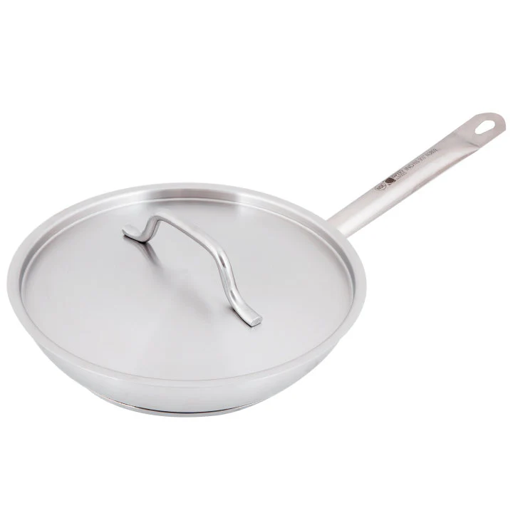 Vollrath 3820 Deluxe 6-Piece Induction Ready Stainless Steel Optio Cookware Set - Includes: 2.75 Qt., 4 Qt. Sauce Pans, and 9.5" Non-stick Fry Pan and Covers