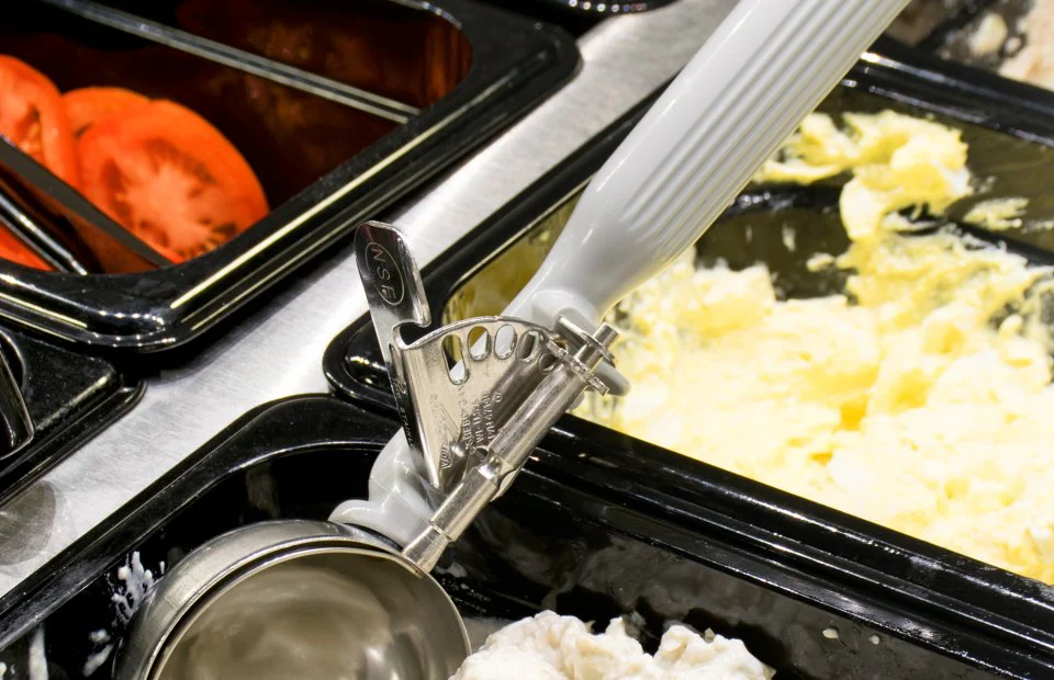 Vollrath 47140 Jacob's Pride Thumb Press Disher with One-Piece Gray Handle 4 oz. - Size 8 - Image 5