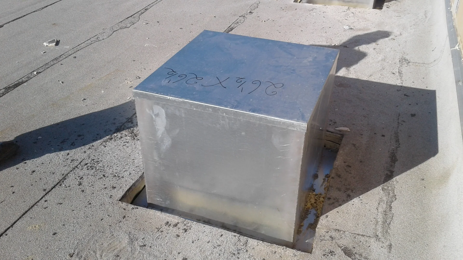 Flash21 Flashing 21"X21" (For wall mount or roof mount) Constructed of 16 gauge galvanized steel - Image 10