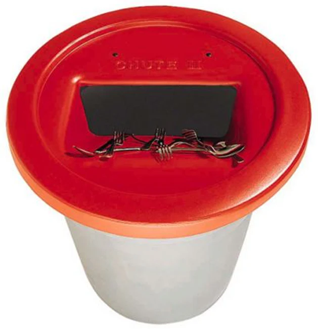 Golden 3750 The Chute II Flatware Retriever Lid for 32 & 44 Gal. Round Cans - Red