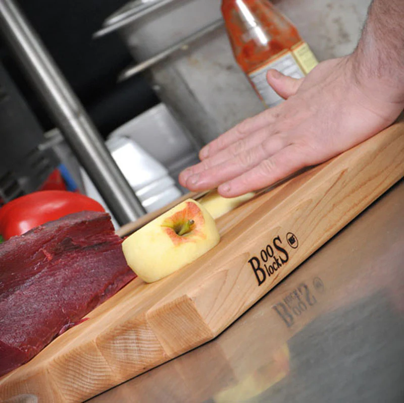 John Boos R02 Boos Blocks R-Board Reversible Maple Wood Cutting Board with Hand Grips 24" x 18" x 1-1/2" - Image 3