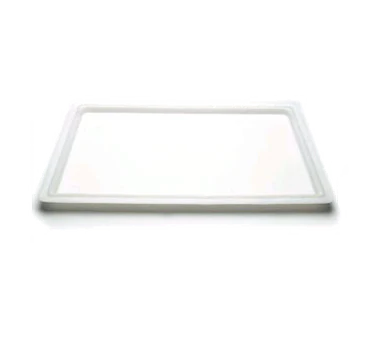 Cambro 1826CP148 Lock Tight Lid, 18" x 26" - Image 2