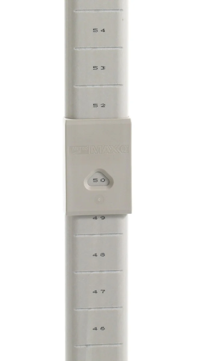 Metro MQ9985 MetroMax Q Industrial Plastic Shelving Wedges / Shelf Connectors - 4/Bag - Image 2