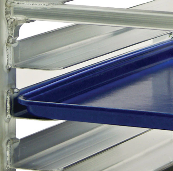 New Age 4339 Lifetime Series Aluminum End Loading Mobile Wide-Angle Bun / Sheet Pan Rack w/ 3" Bottom Load Slides 73"H - 20 pan/capacity - Image 3
