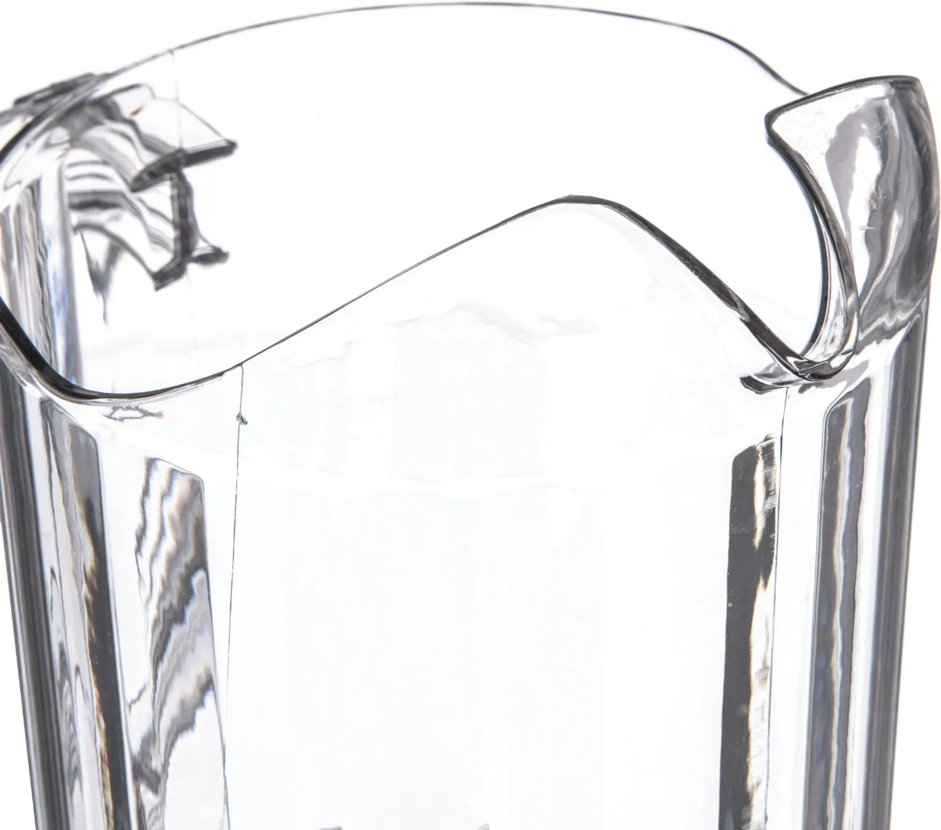 Carlisle 554007 VersaPour Pitcher 60 oz. - Clear - Image 5