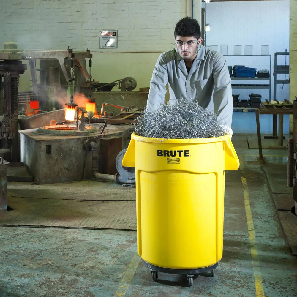 Rubbermaid FG264000BLA BRUTE Round Plastic Utility / Trash Can Dolly - for 2620, 2632, 2643, 2655 Containers - 250 lb. Capacity - Image 14