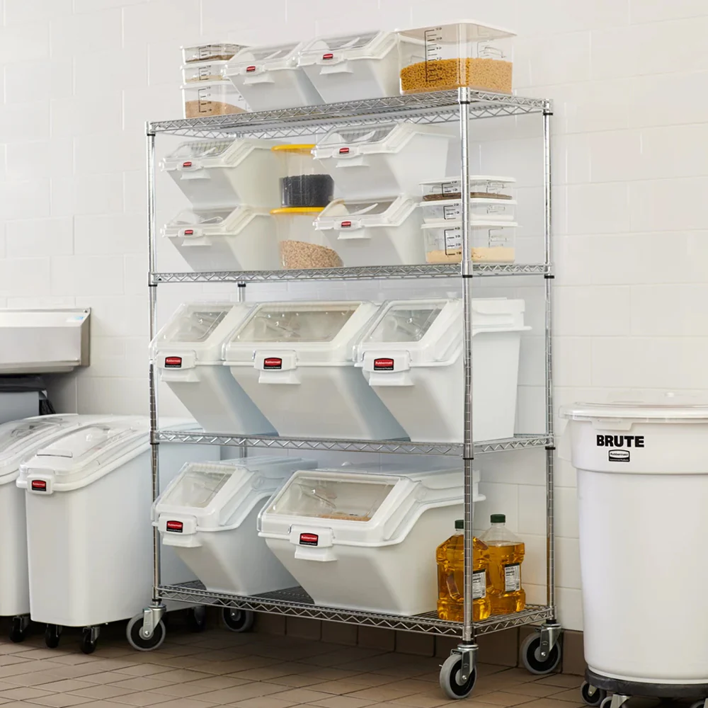 Rubbermaid FG632200CLR Plastic Space-Saving Square Food Storage Container with Liter and Qt. Gradations 22 qt. - Clear - Image 11