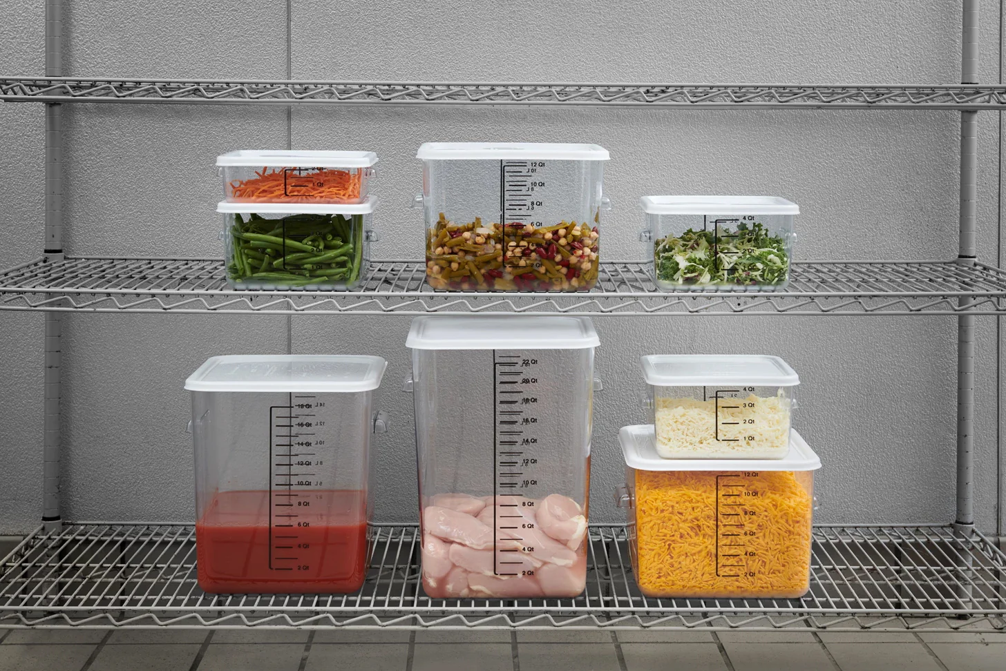 Rubbermaid FG632200CLR Plastic Space-Saving Square Food Storage Container with Liter and Qt. Gradations 22 qt. - Clear - Image 9