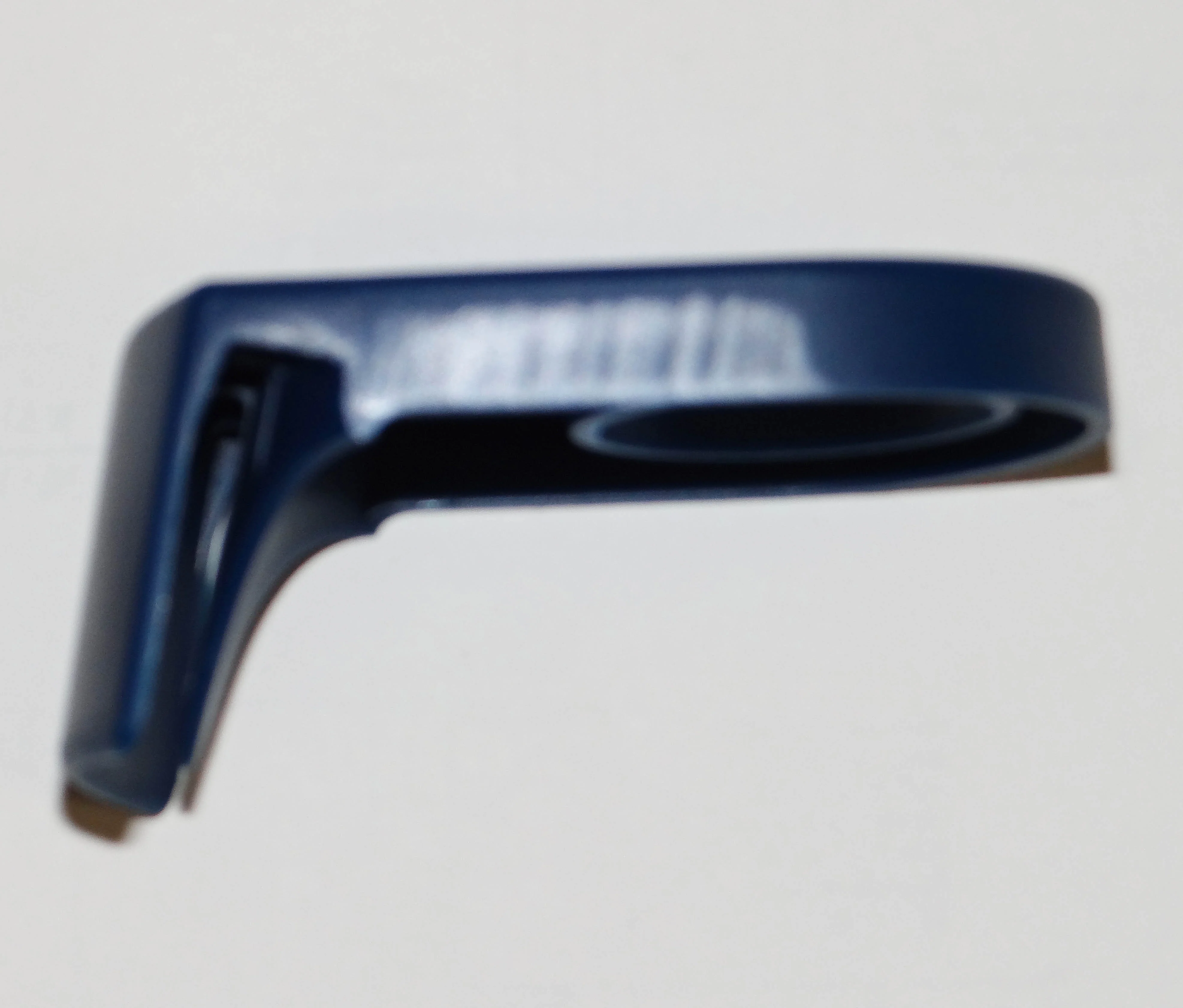 SC02 Margarita Clip Bottle Holder for Straight Angled Glass - Blue - No Logo - Image 2