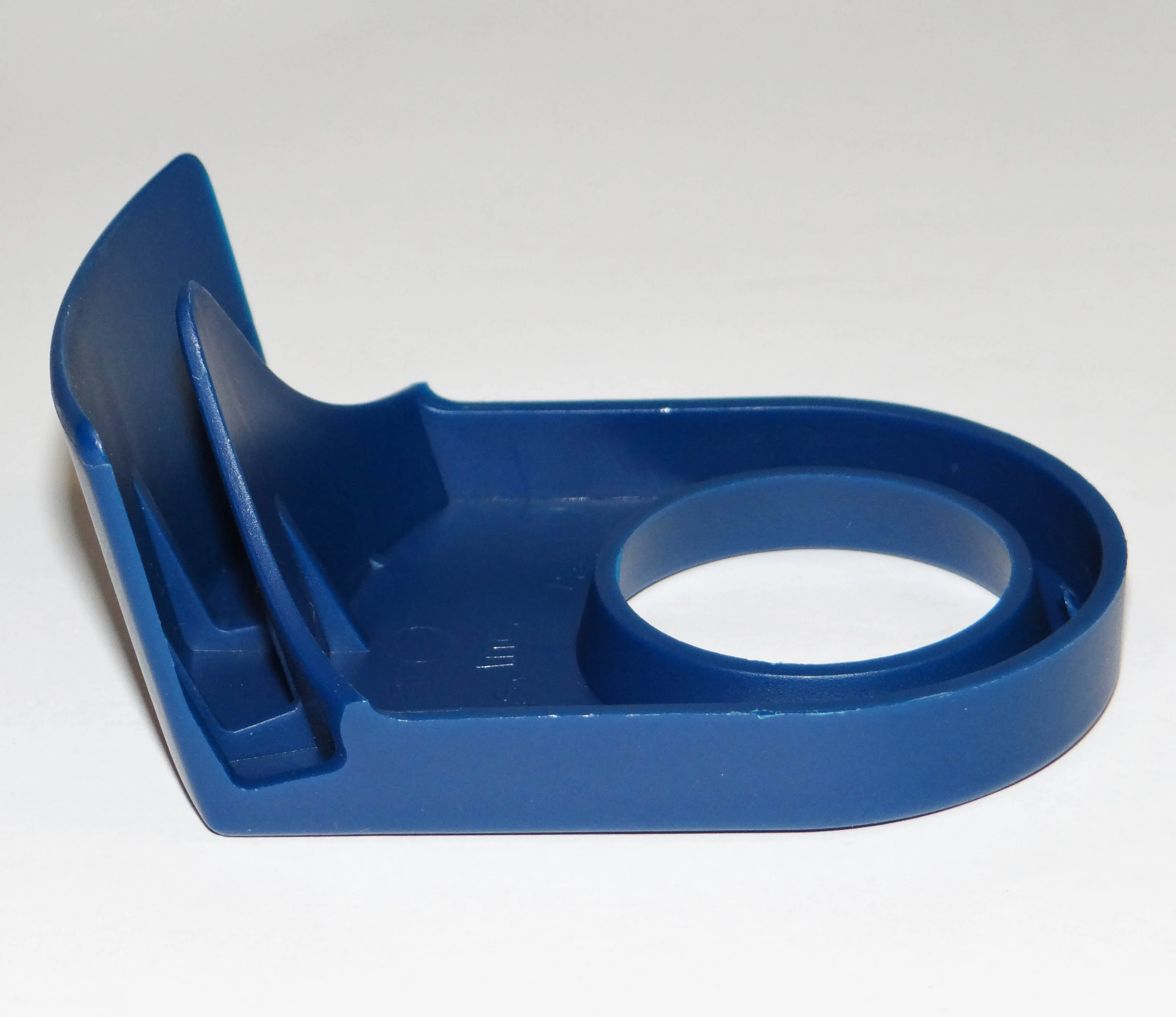 SC02 Margarita Clip Bottle Holder for Straight Angled Glass - Blue - No Logo - Image 4