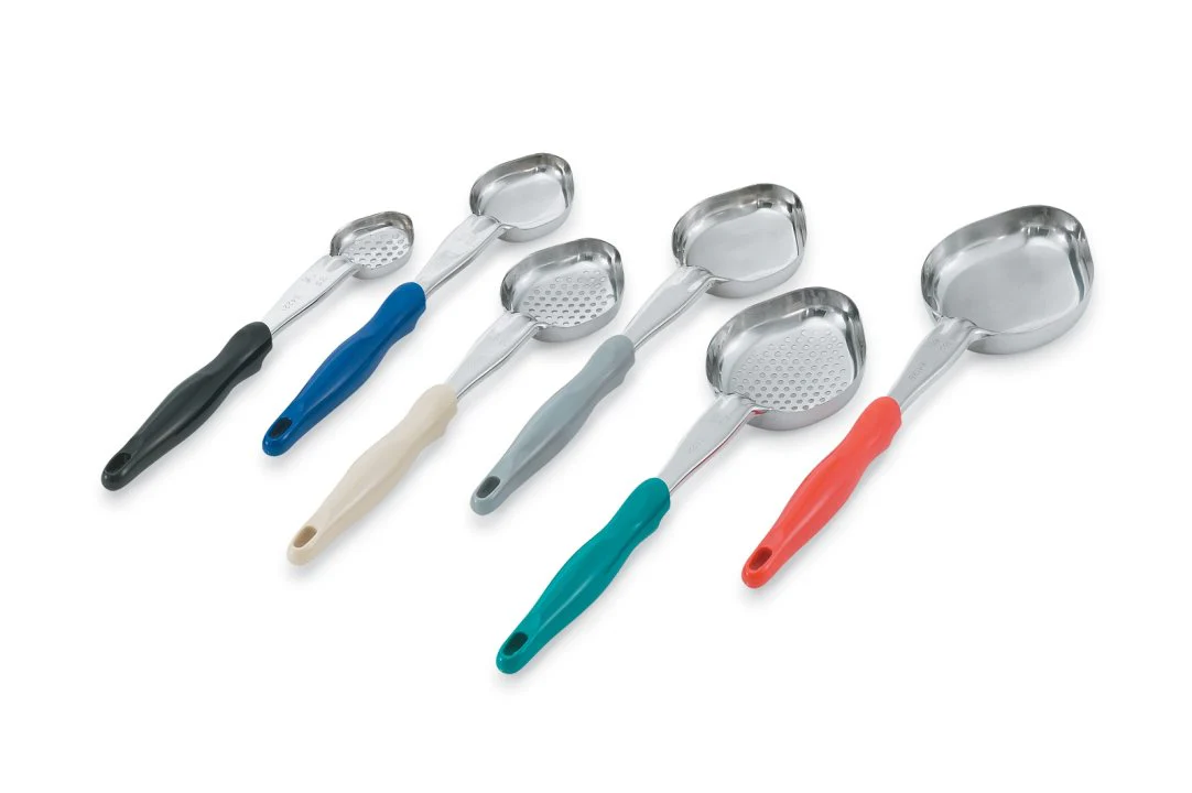 Vollrath 6412445 Jacob's Pride Color-Coded One-Piece Heavy-Duty Stainless Steel Solid Oval Spoodle Food Portioner with Gray Nylon Handle 4 oz. - Image 3