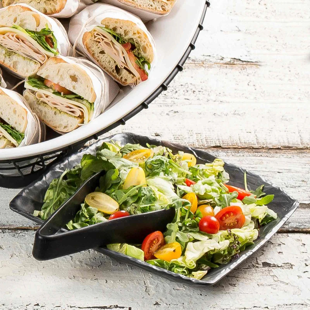 TableCraft 39100 Silicone Coated Stainless Steel Serving Tongs 7" - Black - Image 6