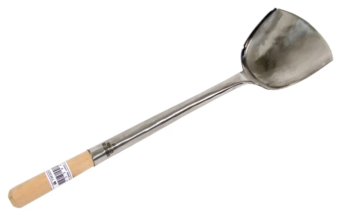 Town 33941 Large Hand Hammered Stainless Steel Wok Shovel / Spatula 4-1/4" x 4-3/4" with 17-1/2" Wood Handle - Image 2