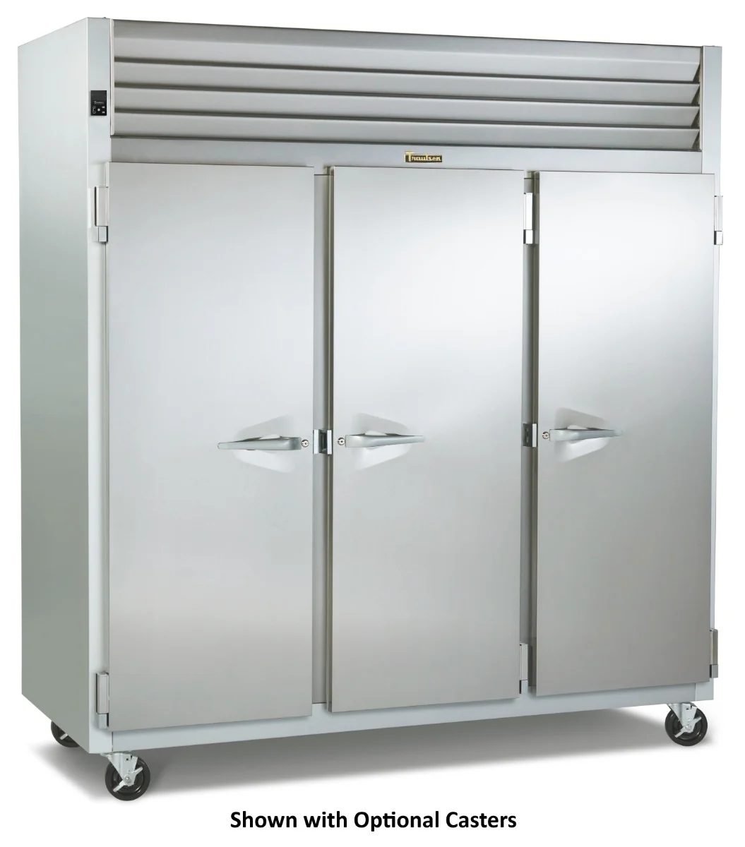 Traulsen RHT332WUT-FHS Spec-Line 3-Section 3 Solid Door Reach-In Refrigerator 86" - 77.45 cu. ft. - 115V - Image 3