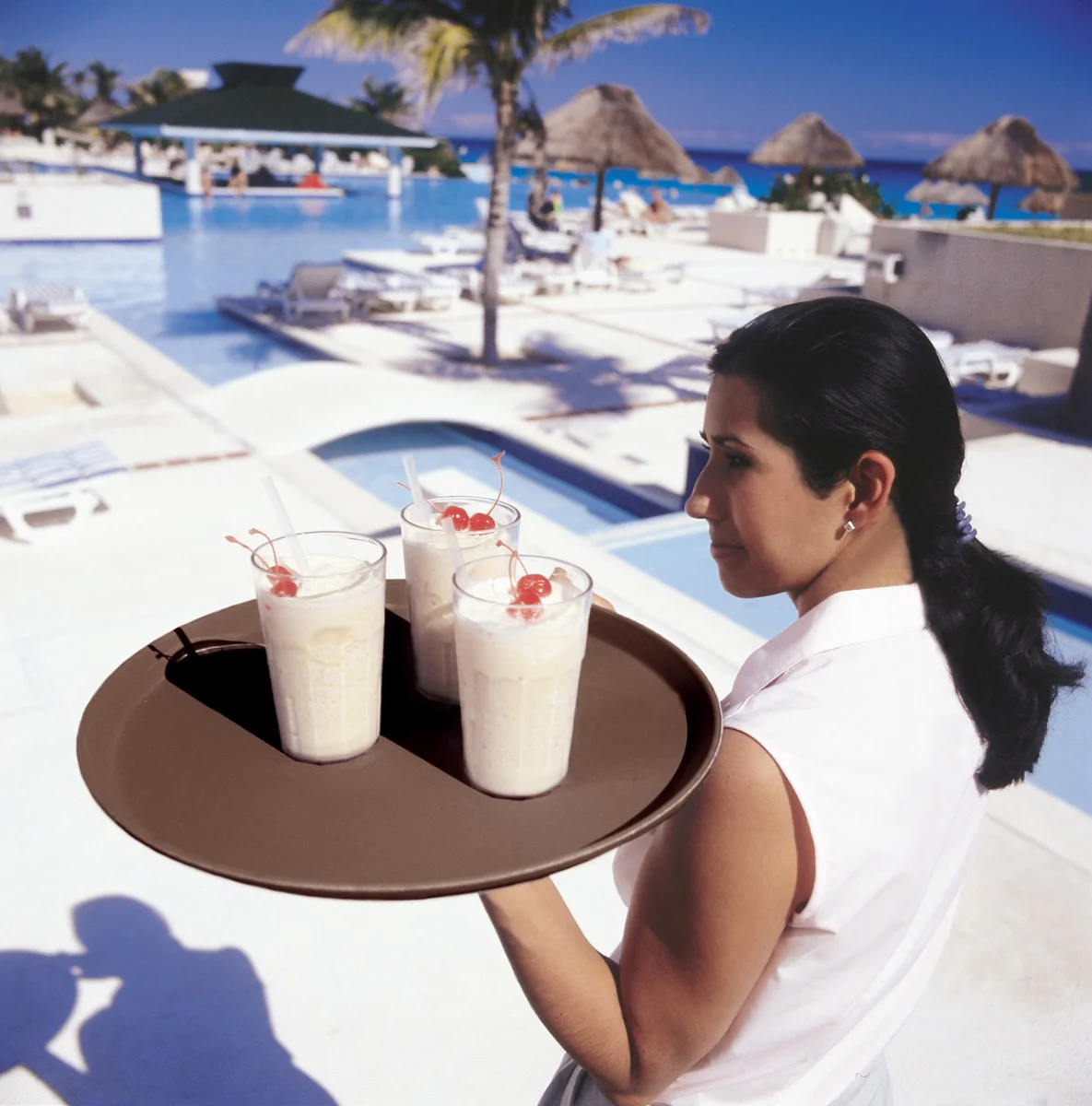 Cambro 1600CT Camtread, Tray, Round, 16" - Image 16