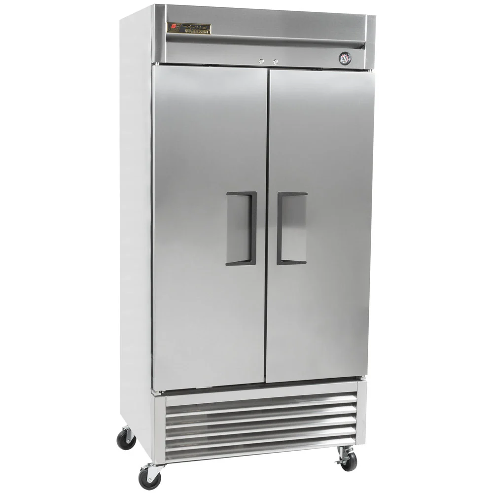 True T-35F-HC 2-Section Reach-In Freezer ā 40ā³ | 35 Cu. Ft. | 2 Solid Doors | 115V - Image 3