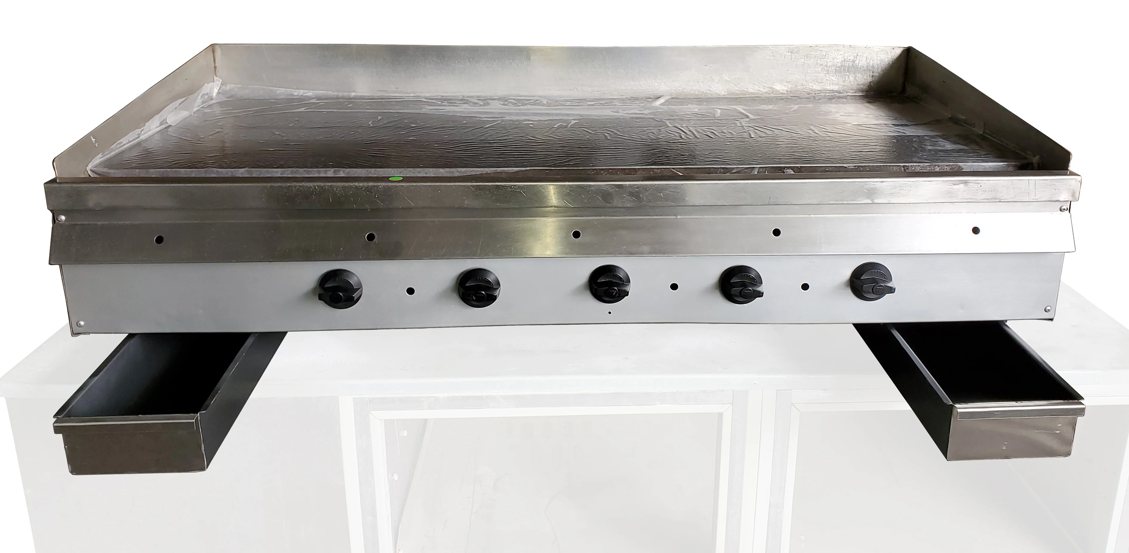 Used Restaurant Equipment - Wolf AGM60-101 Countertop Heavy Duty Natural Gas Griddle with 1" Thick Steel Plate & 5 Manual Controls 60" - 135,000 BTU - Image 4