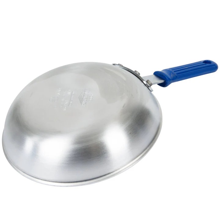Vollrath 4008 Wear-Ever Aluminum Fry Pan with Blue Cool Handle 8" - Image 3