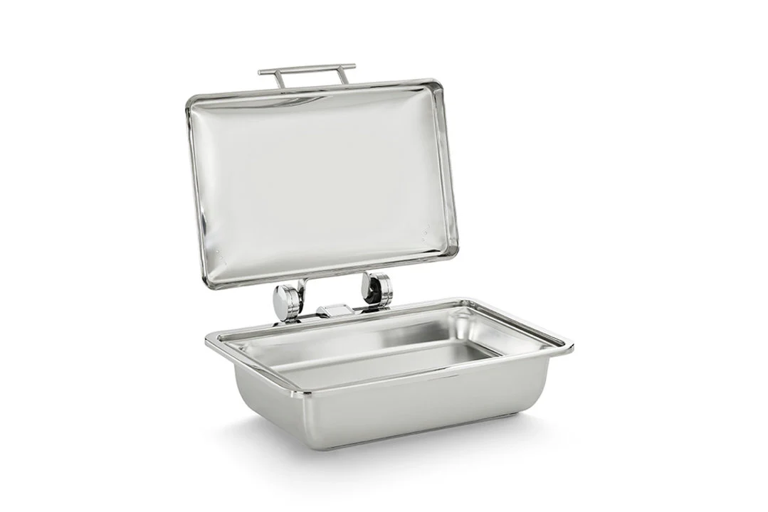 Vollrath 4644015 Mirage Full-Size Induction Chafer with Stainless Lid and Food Pan 8.3 qt. - Image 2