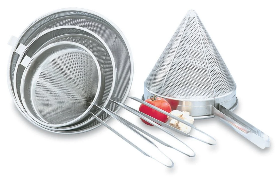 Vollrath 47177 Stainless Steel Coarse Mesh China Cap Strainer with 9-3/4" dia. x 10" Deep Blade and 10-1/4" Loop Handle - 6/Case - Image 2