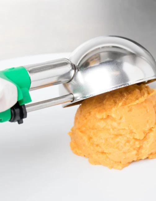 Vollrath 47393 Jacob's Pride Standard Length Disher with Green Squeeze Handle 2.8 oz. - Size 12 - 12/Case - Image 7