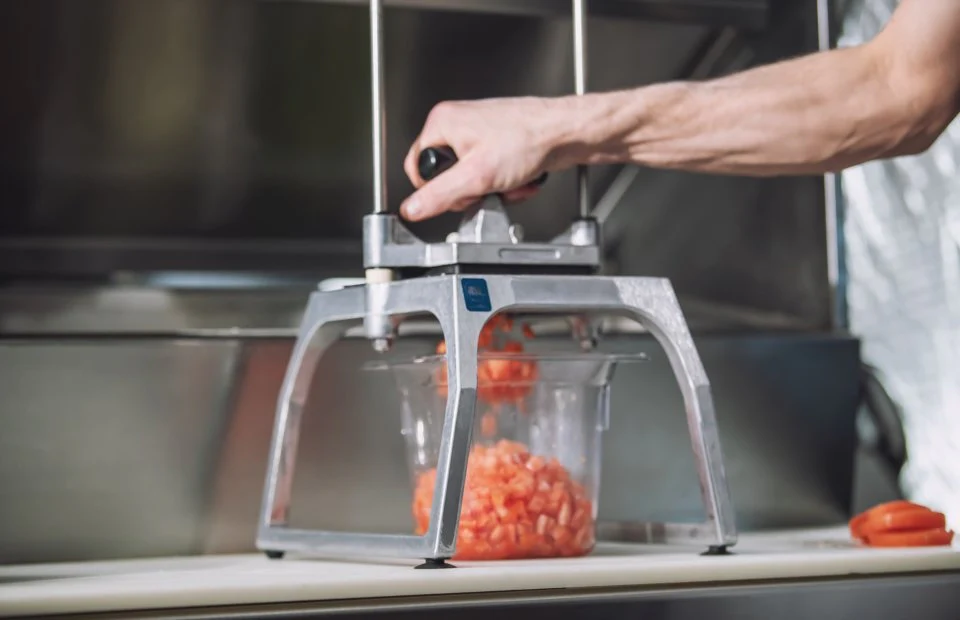Vollrath 55457 InstaCut 5.1 Manual Food Processor / Fruit and Vegetable Dicer with 1/4" Dice Cut - Image 6