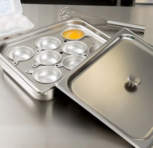 Vollrath 75070 Egg Poacher/Juice Glass Holder - 1/2 Size, Pan, Plate, Cover, 8 Cups, Stainless - Image 3