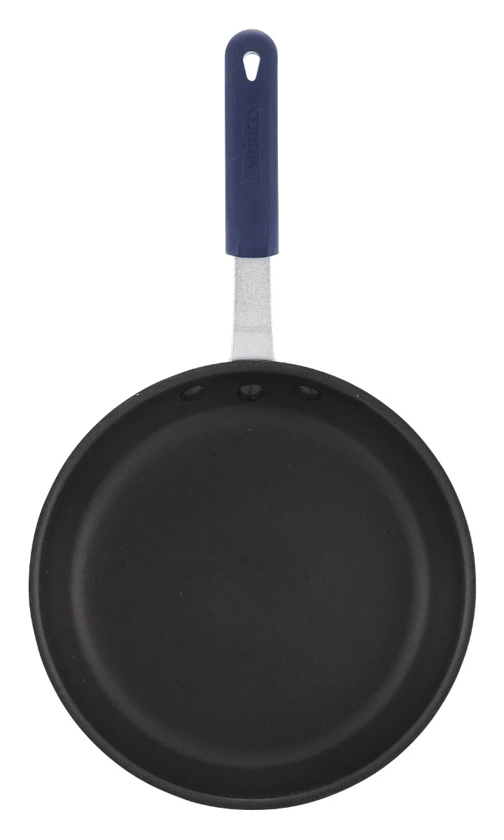 Winco AFP-7XC-H Gladiator Non-Stick Aluminum Fry Pan with Blue Silicon Riveted Handle 7"